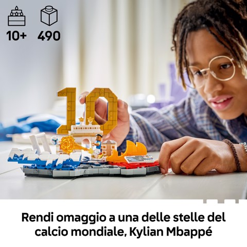 LEGO Editions 43013 Kylian Mbappé – Highlights Calcistici, Giocattolo 3D da Esposizione con Minifigure, Regalo Bambini da 10+