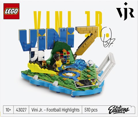 LEGO Editions 43027 Vini Jr. – Highlights Calcistici, Giocattolo 3D da Esposizione con Minifigure da Collezione, Regalo 10+