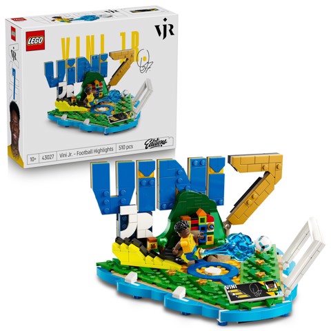 LEGO Editions 43027 Vini Jr. – Highlights Calcistici, Giocattolo 3D da Esposizione con Minifigure da Collezione, Regalo 10+