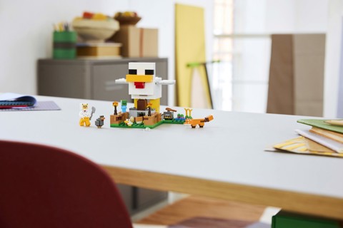 LEGO Minecraft 21585 Fattoria di Galline