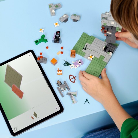 LEGO Minecraft 21586 Giardino Pallido