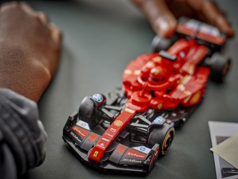 LEGO Speed Champions 77242 Auto da Corsa Ferrari F1 SF-24