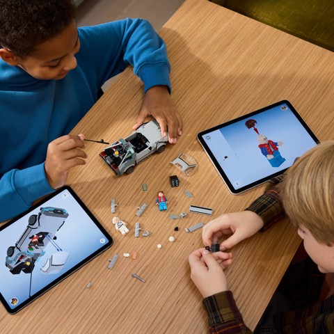 LEGO Speed Champions 77256 Macchina del Tempo di Ritorno al Futuro Giocattolo con 2 Minifigure, Regalo per Bambini e Bambine 9+