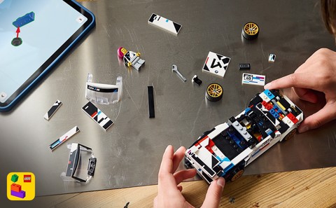 LEGO Speed Champions 77263 BMW M3 (E30), Macchina Giocattolo con Minifigure da Collezione, Regalo per Bambini e Fan da 9 Anni