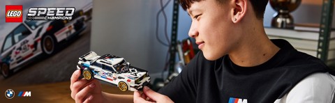 LEGO Speed Champions 77263 BMW M3 (E30), Macchina Giocattolo con Minifigure da Collezione, Regalo per Bambini e Fan da 9 Anni