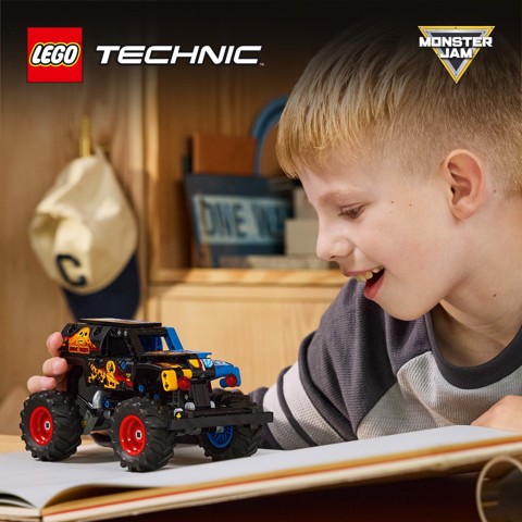 LEGO Technic 42219 Monster Jam Grave Digger Fuoco e Ghiaccio