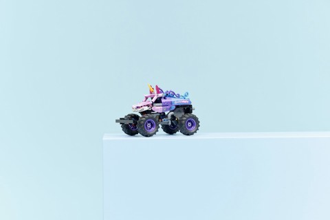 LEGO Technic 42220 Monster Jam Sparkle Smash a Retrocarica
