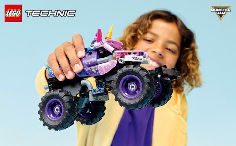 LEGO Technic 42220 Monster Jam Sparkle Smash a Retrocarica