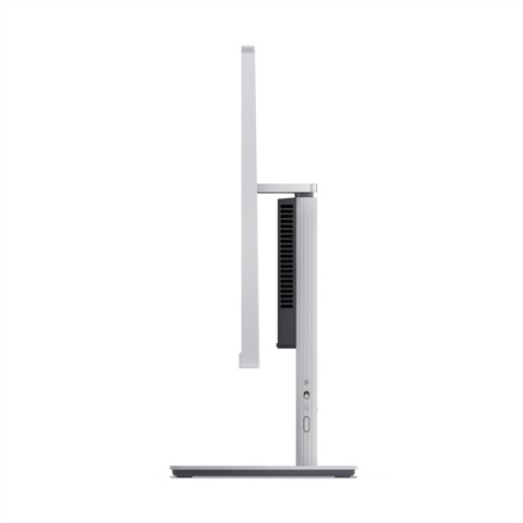 Lenovo IdeaCentre | All in One | Display 27.0'' FHD (1920x1080) | Processore AMD Ryzen 5 7533HS | Memoria RAM 16GB | Memoria SSD 512GB | Scheda grafica Integrata | Sistema Operativo Windows 11 Home |