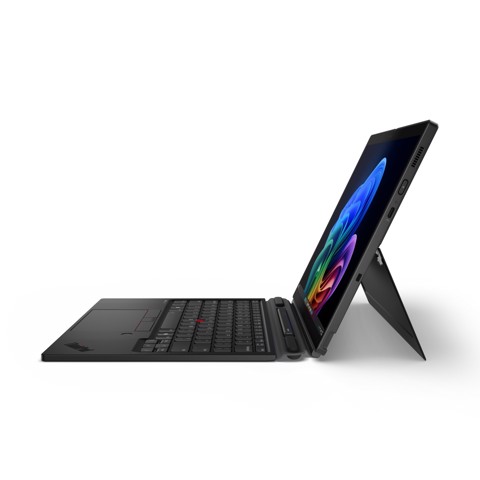 Lenovo ThinkPad X13 Detachable Gen 1 Copilot+ PC Intel Core Ultra 7 365 Ibrido (2 in 1) 33 cm (13") Touch screen 32 GB LPDDR5x-SDRAM 512 GB SSD Wi-Fi 7 (802.11be) Windows 11 Pro Nero Italiano