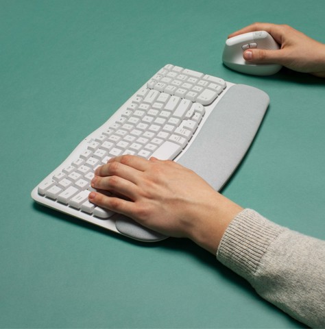 Logitech Wave Keys tastiera ergonomica Bluetooth