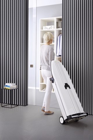 Miele B4847 FashionMaster Stazione di stiro a vapore pressurizzato 1,25 L Marrone, Bianco