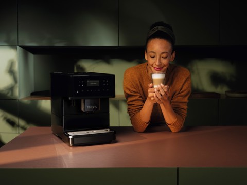 Miele CM 6160 MilkPerfection Macchina da caffè con filtro 1,8 L