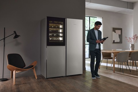 Miele KWNS 4784 DE Cantinetta vino con compressore Libera installazione Argento 44 bottiglia/bottiglie