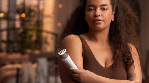 Philips Lady Shaver Series 6000 BRL126/00 Rasoio senza filo per utilizzo Wet & Dry