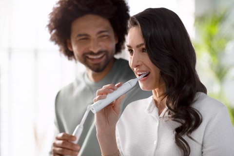 Philips Sonicare serie 4100 Sonicare Spazzolino elettrico sonico bianco HX3681/33