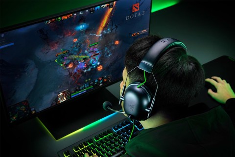 Razer Blackshark V2 X Auricolare Cablato A Padiglione Giocare Nero, Verde