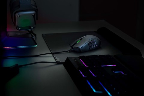 Razer Naga Trinity mouse Mano destra USB tipo A Ottico 16000 DPI