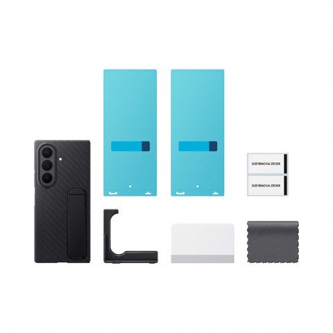 Samsung Galaxy Q8 Carbon Standing Case