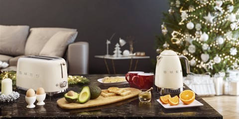 Smeg Bollitore A Temperatura Variabile 50's Style – Panna LUCIDO – KLF04CREU