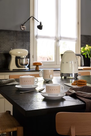 Smeg Bollitore A Temperatura Variabile 50's Style – Panna LUCIDO – KLF04CREU