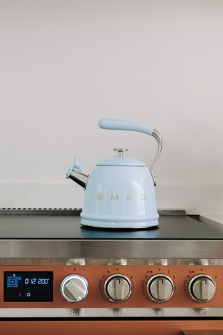 Smeg Bollitore con fischio 50's Style - Azzurro LUCIDO - WKF01PB
