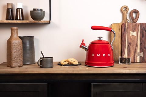 Smeg Bollitore con fischio 50's Style - Rosso LUCIDO - WKF01RD