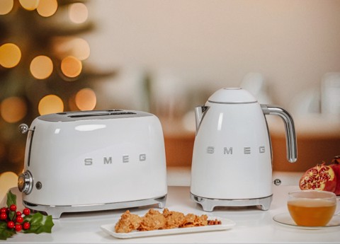 Smeg Bollitore Standard 50's Style – Bianco LUCIDO – KLF03WHEU