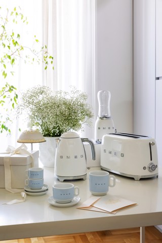 Smeg Bollitore Standard 50's Style – Bianco LUCIDO – KLF03WHEU