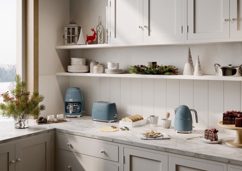 Smeg DCF02SBMEU macchina per caffè Automatica/Manuale Macchina da caffè con filtro 1,4 L