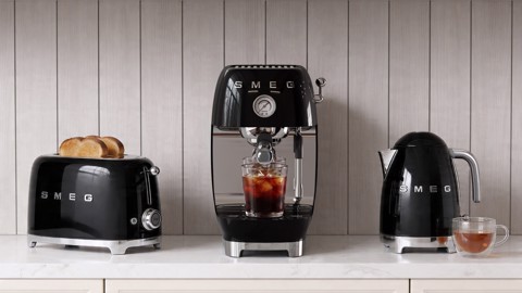 Smeg ECF03BLEU macchina per caffè Automatica/Manuale Macchina per espresso 1,4 L