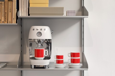 Smeg ECF03CREU macchina per caffè Automatica/Manuale Macchina per espresso 1,4 L