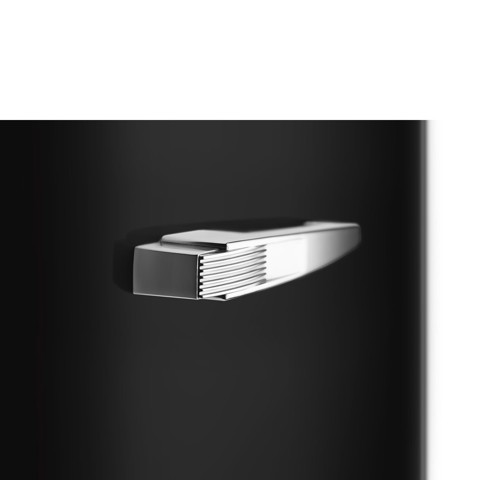 Smeg FAB28RBL6 frigorifero con congelatore Libera installazione 270 L C Nero