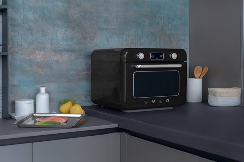 Smeg Forno combinato a vapore da appoggio 50's Style - Nero - COF01BLEU