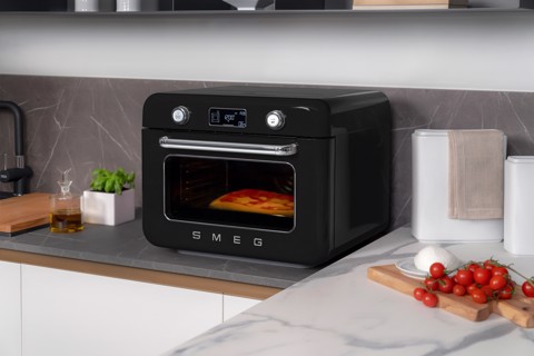 Smeg Forno combinato a vapore da appoggio 50's Style - Nero - COF01BLEU