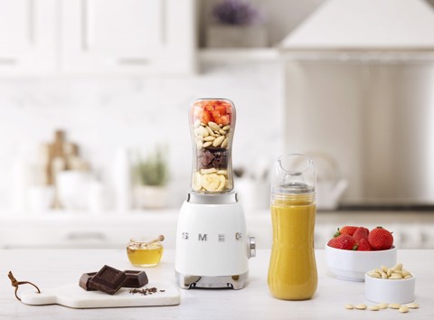 Smeg Frullatore Compatto 50's Style – Bianco LUCIDO – PBF01WHEU