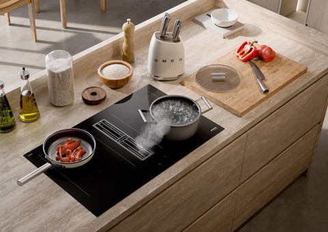 Smeg KBSF02WH posata da cucina e set di coltelli 6 pz Ceppo per coltelli con fessure