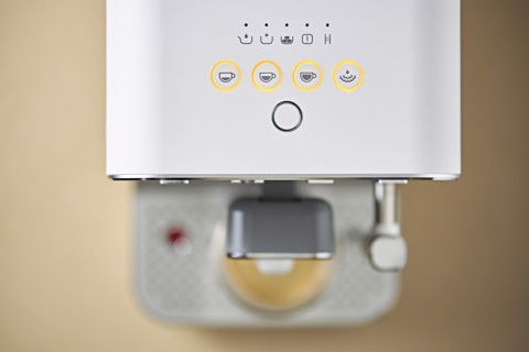 Smeg Macchina da Caffè Automatica lancia vapore Collezione Aesthetic – Bianco – BCC12WHMEU
