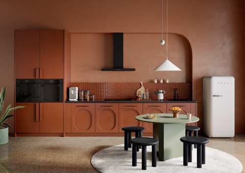 Smeg Macchina da Caffè Automatica lancia vapore Collezione Aesthetic – Bianco – BCC12WHMEU