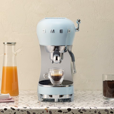 Smeg Macchina da Caffè Espresso Manuale 50's Style – Azzurro LUCIDO – ECF02PBEU