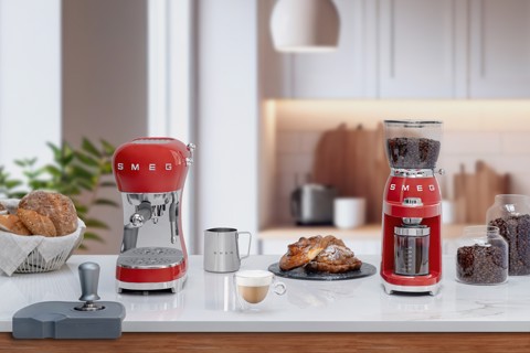 Smeg Macchina da Caffè Espresso Manuale 50's Style – Rosso LUCIDO – ECF02RDEU