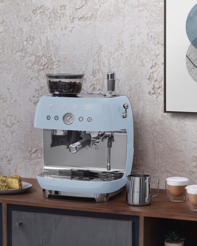 Smeg Macchina da Caffè Espresso Manuale con macinacaffè integrato 50's Style – Azzurro LUCIDO – EGF03PBEU