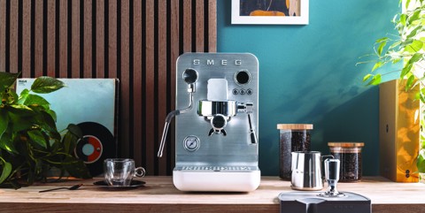 Smeg Macchina da caffè espresso Minipro Linea Collezione - Bianco Opaco - EMC02WHMEU