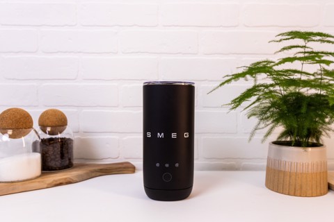 Smeg MFF02BLMEU montalatte e scaldalatte Nero