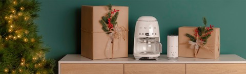 Smeg MFF02CREU montalatte e scaldalatte Crema