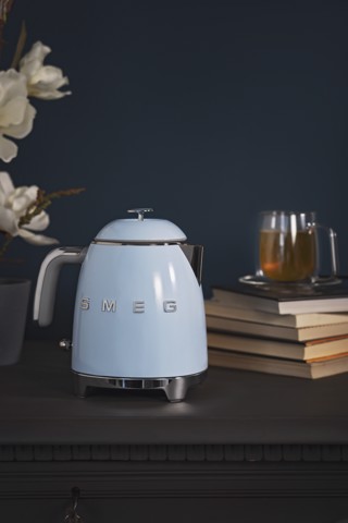 Smeg Mini Bollitore 50's Style – Azzurro LUCIDO – KLF05PBEU