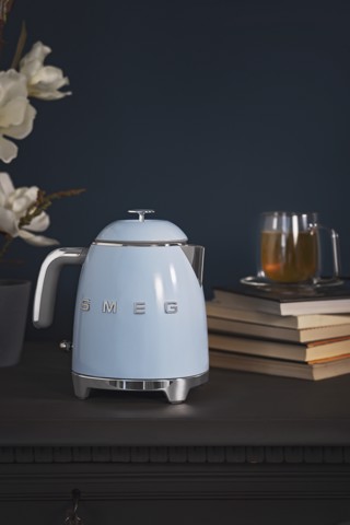 Smeg Mini Bollitore 50's Style – Azzurro LUCIDO – KLF05PBEU
