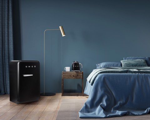 Smeg Mini Bollitore 50's Style – Nero LUCIDO – KLF05BLEU