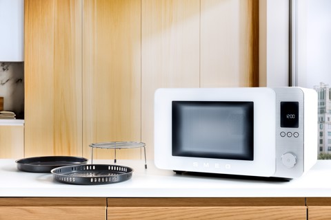 Smeg MOC02WHMEU forno a microonde Bianco Microonde combinato Superficie piana 27 L 900 W