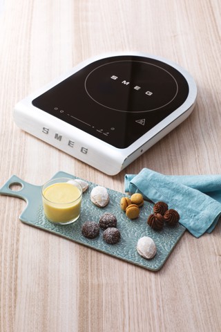 Smeg Piastra a induzione portatile Linea Collezione - Bianco Opaco - PIC01WHMEU